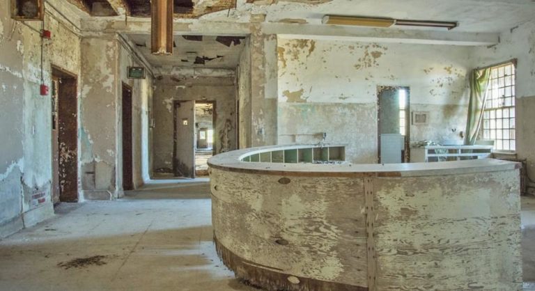 Indiana Central State Hospital – Haunted Houses